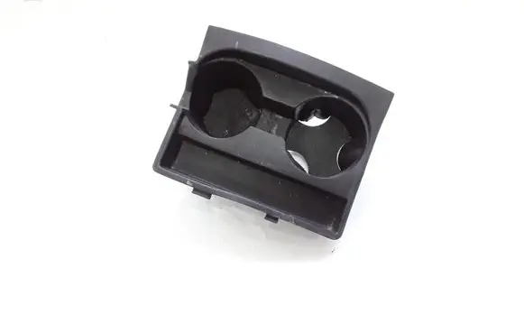 Cup holder front