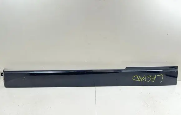 Volkswagen Transporter - Caravelle T5 Sliding door rail trim 7H3843796G