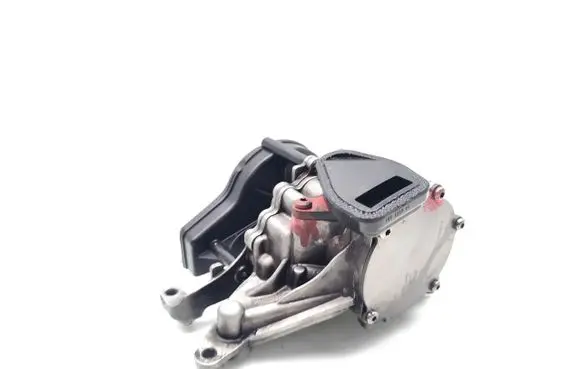 Opel Astra J Oil pump 55573786