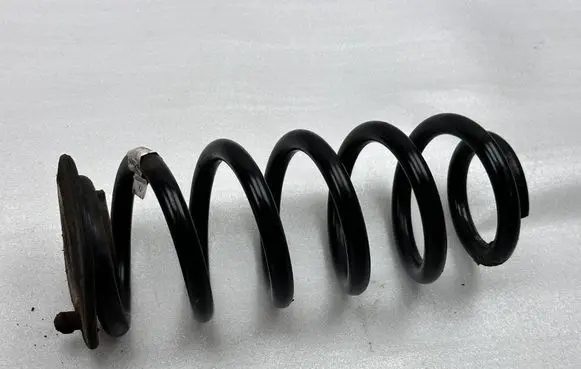 Volkswagen Tiguan Rear coil spring 5Q0511115