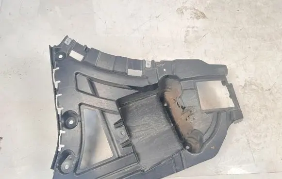 BMW X3 F25 Rear bumper corner part panel trim 7210078