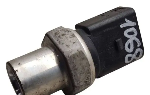 Audi S5 Air conditioning (A/C) pressure sensor 4H0959126