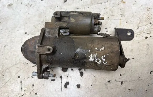 Opel Zafira A Starter motor