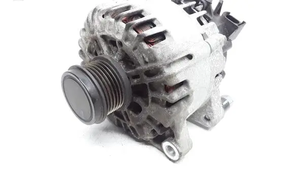 Volvo V40 Generator/alternator 30644799