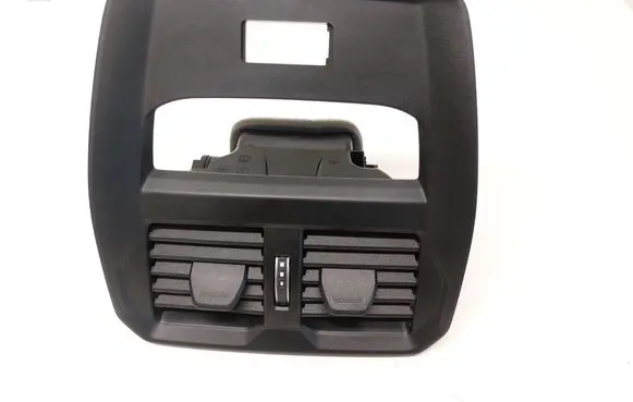 Rear air vent grill