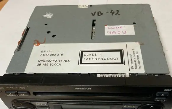 Nissan Note (E11) Radio/CD/DVD/GPS head unit 281859U00A 00660010051 7647383318