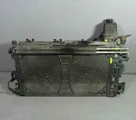 Opel Insignia A Coolant radiator