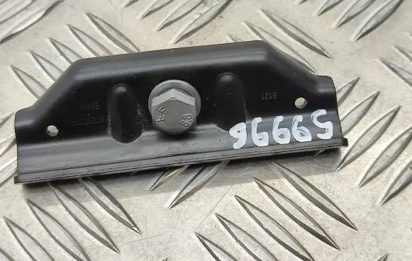 Battery bracket