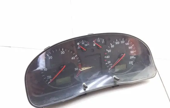 Volkswagen PASSAT B5 Speedometer (instrument cluster) 88311245 3B0919861JX