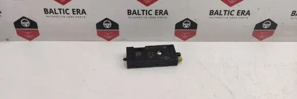 BMW i4 Aerial antenna amplifier 920690B A73DB0 2002284221331