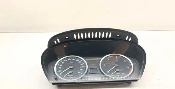 BMW 5 E60 E61 Speedometer (instrument cluster) 6937618 62116937618