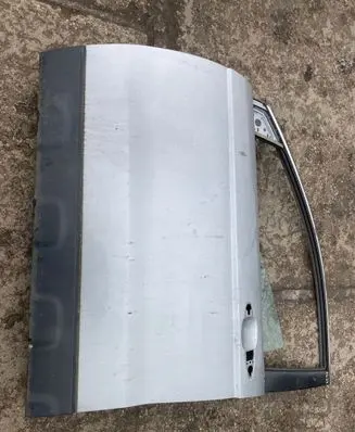 Honda CR-V Front door