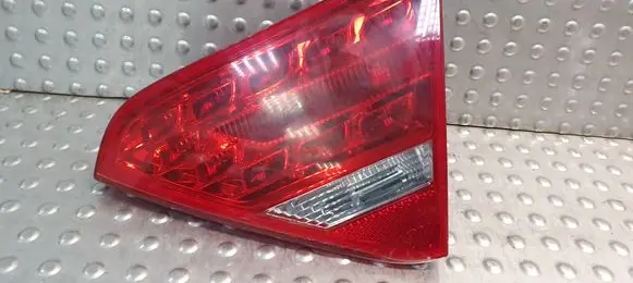 Audi A5 8T 8F Tailgate rear/tail lights S26372462 8T0945094A