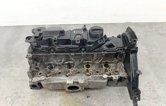 Peugeot 5008 Engine head 9684487210
