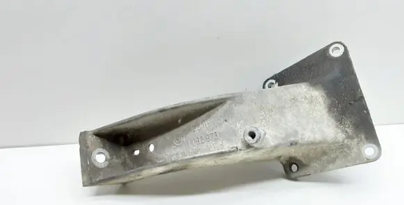 BMW 5 E39 Engine mounting bracket 1092973