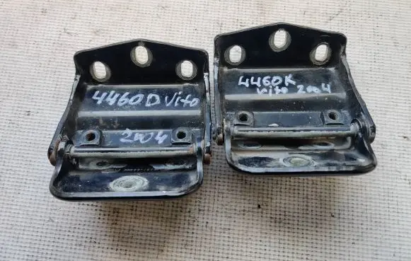 Mercedes-Benz Vito Viano W639 Tailgate/trunk/boot hinge 6397400037 Z090070