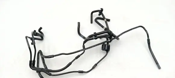 Volkswagen Touran II Vacuum line/pipe/hose 03L131605