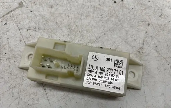 Mercedes-Benz C W204 Other control units/modules A1669007101 A1669010201 A1669021401