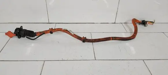 Nissan Leaf I (ZE0) Engine installation wiring loom