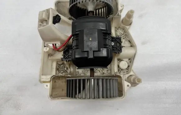 Mercedes-Benz S W222 Heater fan/blower BZ67403
