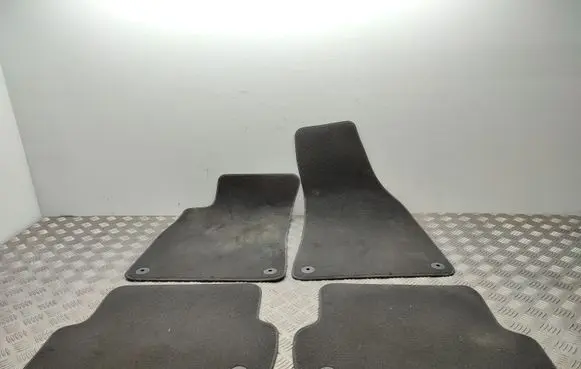 Seat Exeo (3R) Car floor mat set 