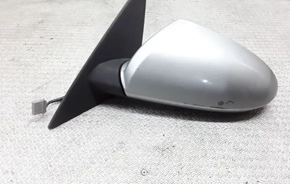 Nissan Primera Front door electric wing mirror 96302AU322