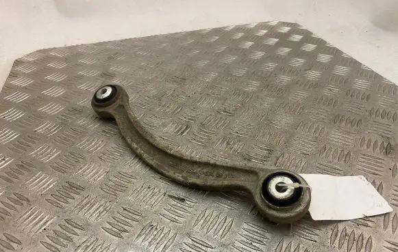 Rear control arm