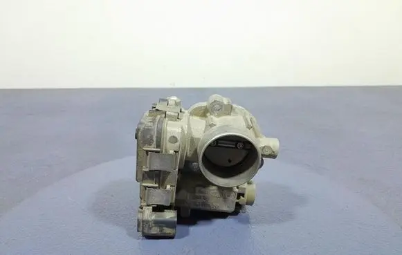 Skoda Fabia Mk3 (NJ) Throttle body valve 04C133062D