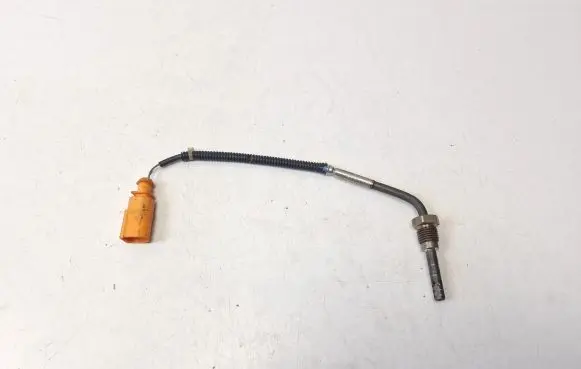 Audi A4 S4 B8 8K Exhaust gas temperature sensor 03L906088F
