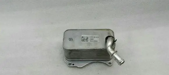 Mercedes-Benz E C207 W207 Engine oil radiator A2761880001