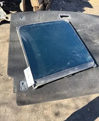 Volkswagen PASSAT B8 Rear side window 43R004343