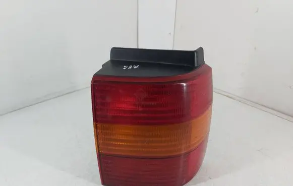 Volkswagen PASSAT B4 Rear/tail lights 3A9945112