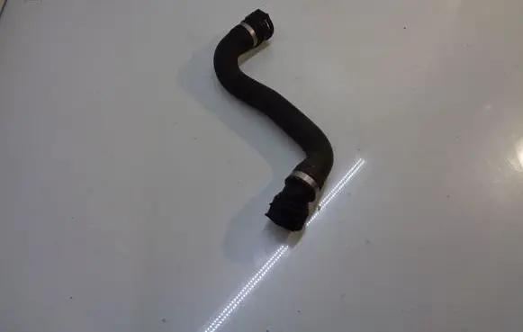 BMW 5 E60 E61 Engine coolant pipe/hose 7789742
