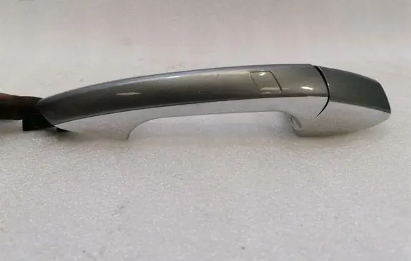 Mercedes-Benz CLS C218 X218 Front door exterior handle A2047601470