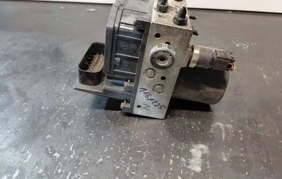 Volkswagen PASSAT B5 ABS Pump 4B0614517G 0265950055 0265225124