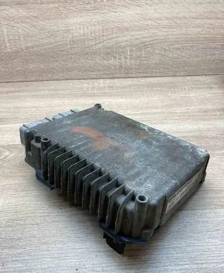 Chrysler Voyager Engine control unit/module ECU P04727402AJ 384130