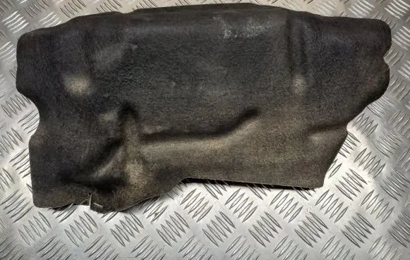 BMW 1 E81 E87 Engine cover (trim) 7797411