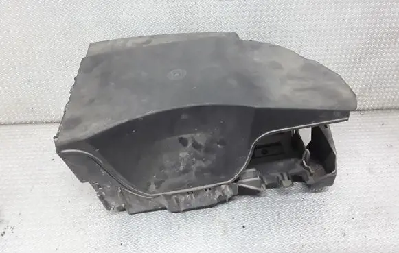 Opel Vectra C Battery box tray 24413805