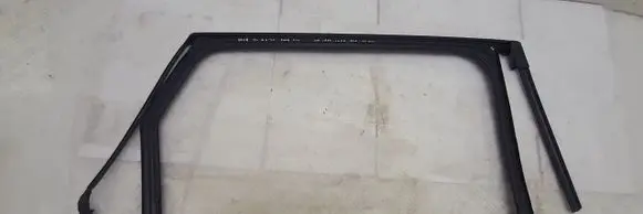 Peugeot 5008 II Rubber seal rear door window/glass 981366028A
