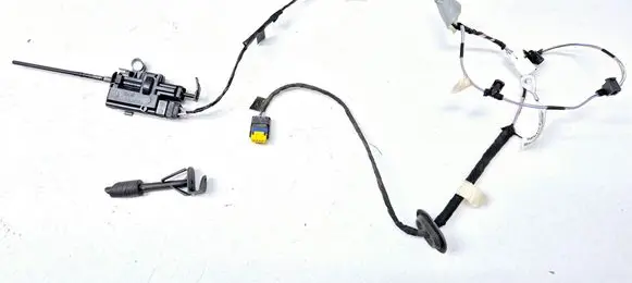 Renault Captur Fuel tank cap lock 8200312600D 788248213R 241634339R