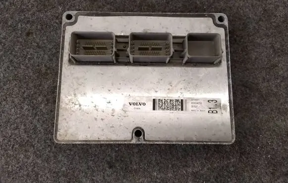 Volvo V50 Engine control unit/module ECU 30743371 0000046753 007037