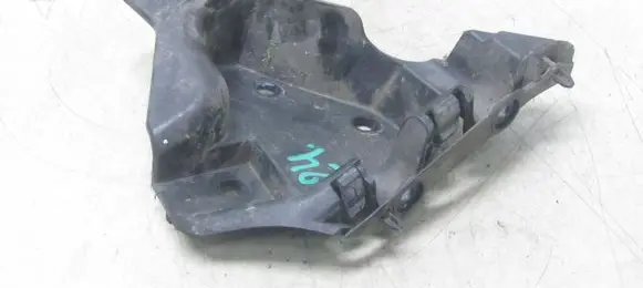 Volvo XC60 Front bumper mounting bracket 30764619