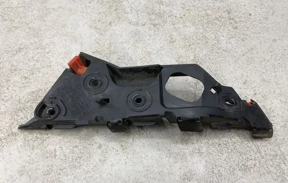 Front bumper mounting bracket