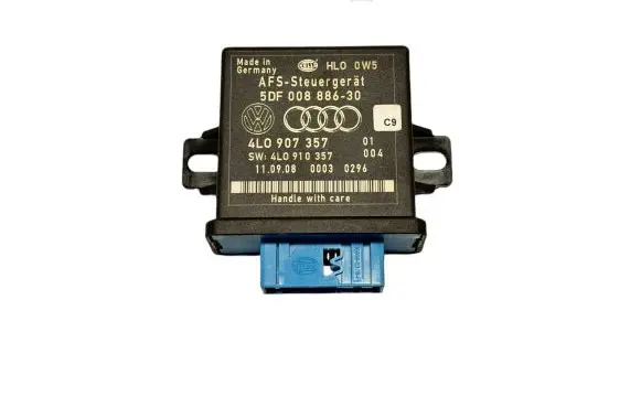 Audi A6 S6 C6 4F Light module LCM 4L0907357 5DF00888630 4L0910357