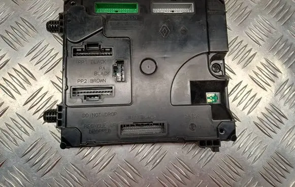 Renault Laguna III Comfort/convenience module 284B11401R A2C53186521