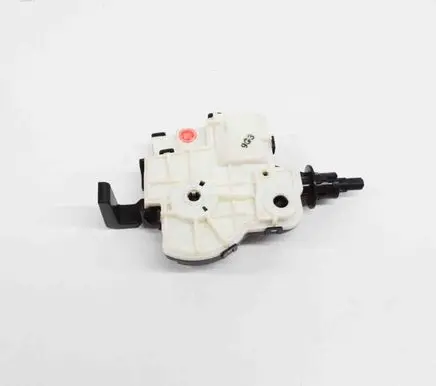 Toyota Prius (XW50) Fuel tank cap lock 