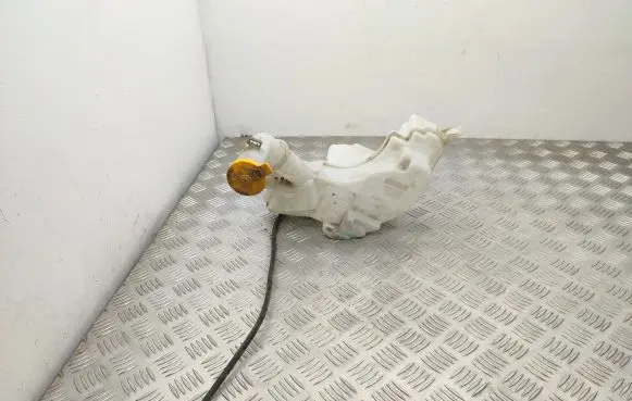 Mazda 3 I Windshield washer fluid reservoir/tank 860142721