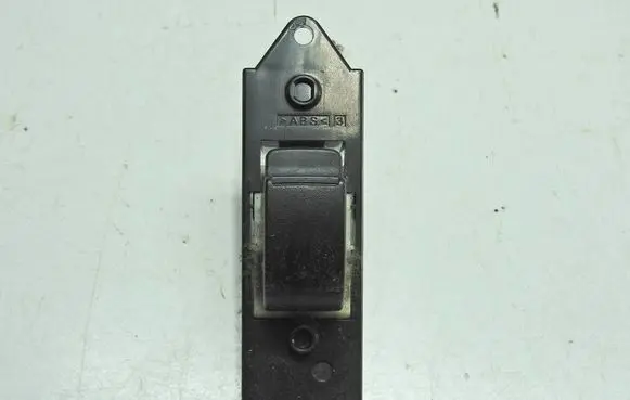 Mitsubishi ASX Electric window control switch MR587944 C8DD411MB