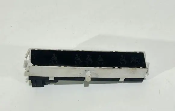 Peugeot 207 Screen/display/small screen 9665103880