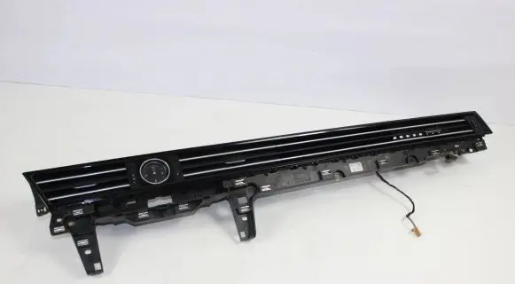 Volkswagen PASSAT B8 Dash center air vent grill 3G1858416 3G1858416d 3g0919204c